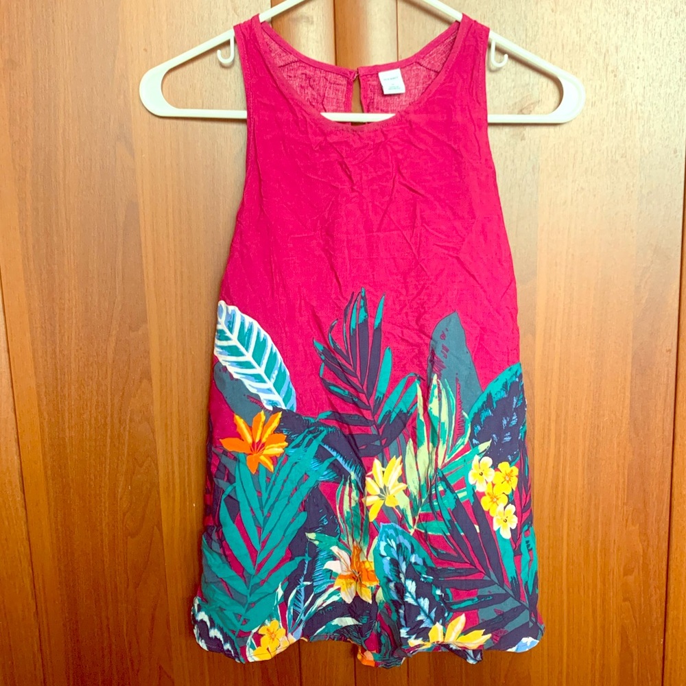 🌦️Come Clean Closet Sale🌦️ NWT Fun tank top